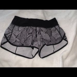 Lulu Speed Up Shorts 2.5